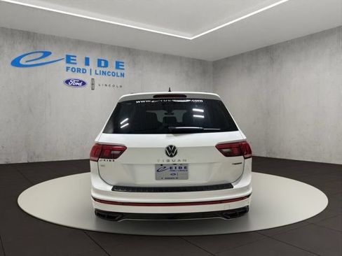 Used 2023 Volkswagen Tiguan SE R-Line AWD/4WD image 9