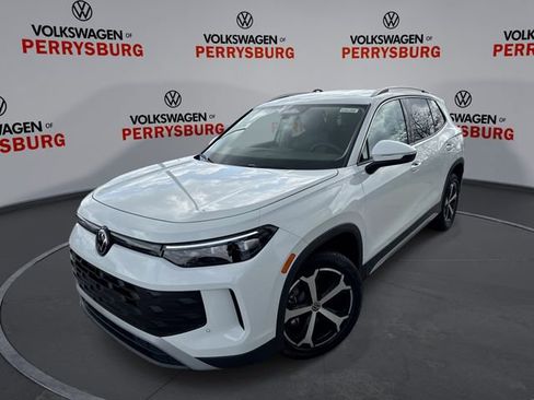 New 2026 Volkswagen Tiguan SE AWD/4WD image 1