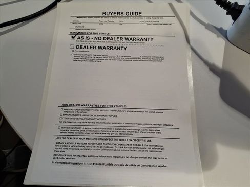 Used 2016 Chrysler Town & Country Touring image 34