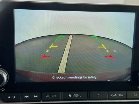 Used 2024 Nissan Sentra SV image 21