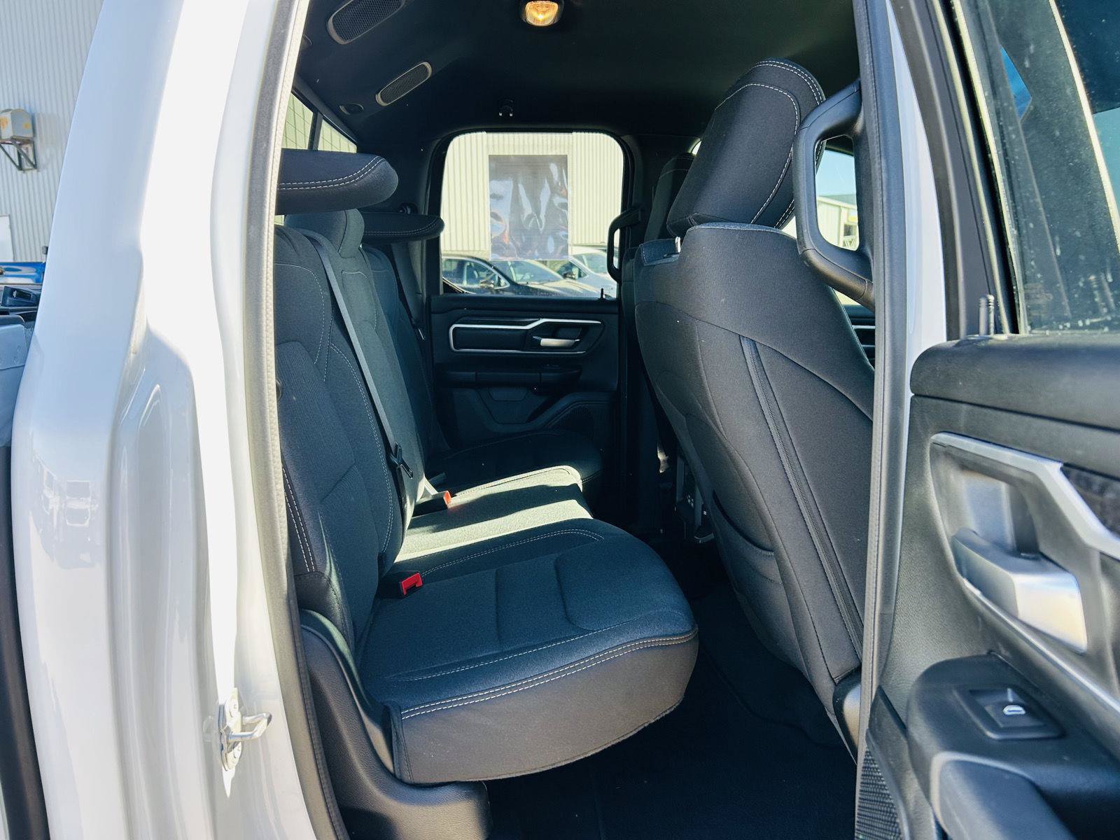 Used 2023 RAM 1500 Big Horn AWD/4WD image 28