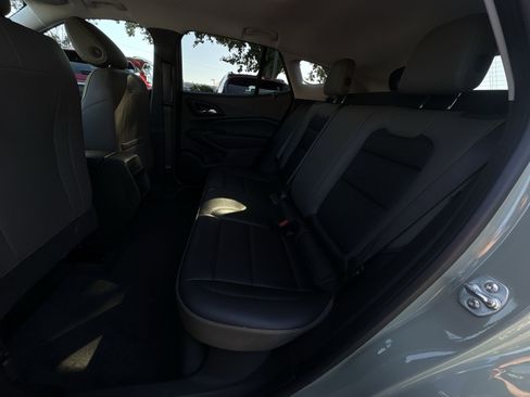Used 2025 Chevrolet Trax ACTIV w/ Sunroof Package FWD image 24