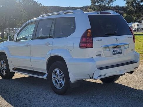 Used 2004 Lexus GX 470 image 2