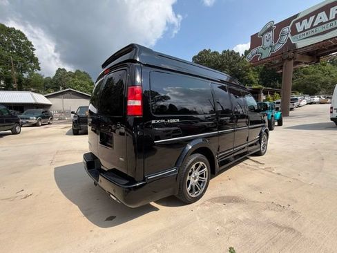 Used 2015 Chevrolet Express 2500 RWD image 7