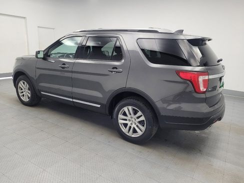Used 2018 Ford Explorer XLT w/ Class II Trailer Tow Package image 3