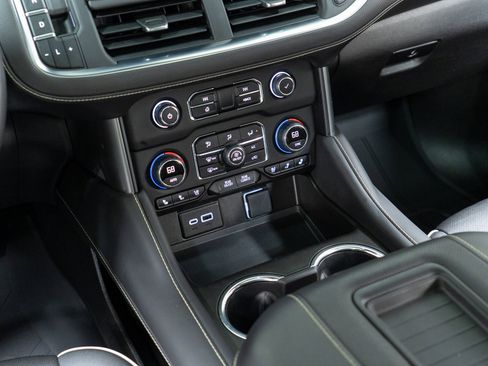 Used 2023 Chevrolet Tahoe Premier w/ Premium Package 2 image 20