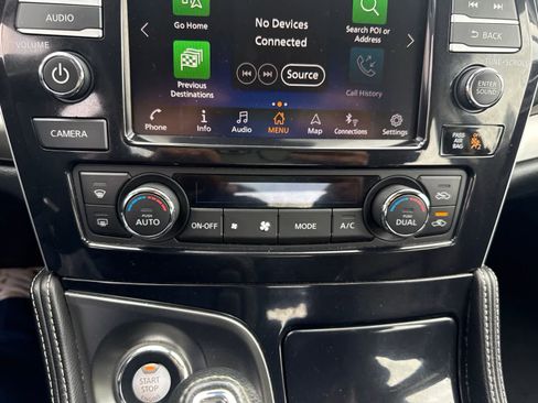 Used 2023 Nissan Maxima SV w/ Floor Mat Group FWD image 22