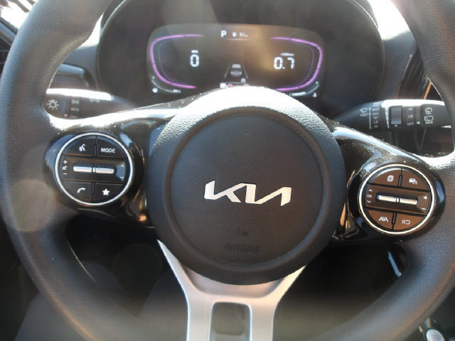 Used 2025 Kia Soul S FWD image 16