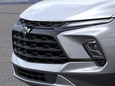 New 2026 Chevrolet Blazer LT w/ Convenience Package FWD image 13