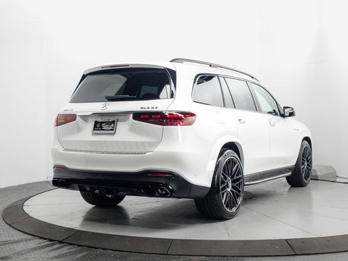 Used 2026 Mercedes-Benz GLS 63 AMG 4MATIC image 34