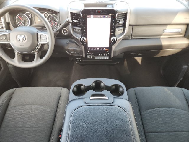 Used 2025 RAM 2500 Big Horn AWD/4WD image 34