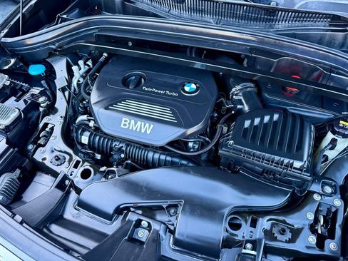Used 2017 BMW X1 xDrive28i image 6