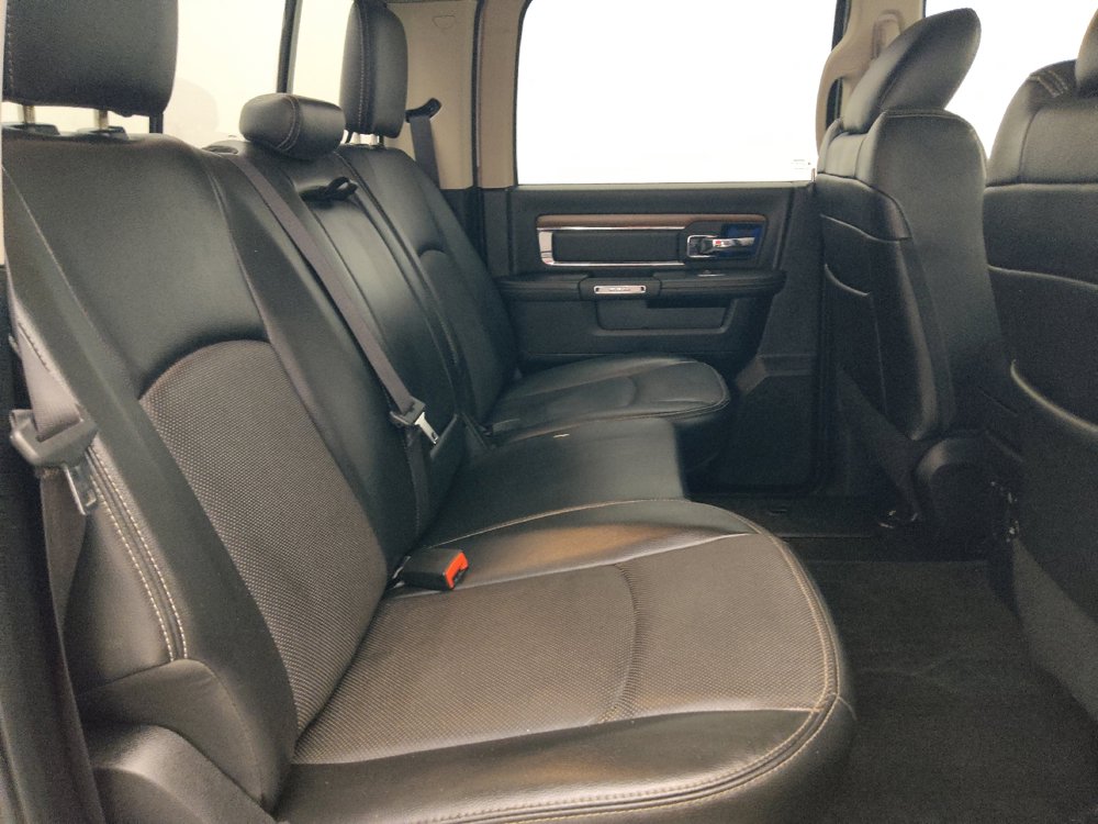 Used 2016 RAM 1500 Laramie w/ Convenience Group RWD image 19
