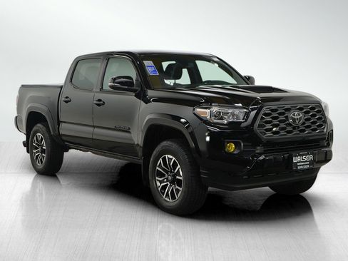 Used 2023 Toyota Tacoma w/ TRD Package image 7