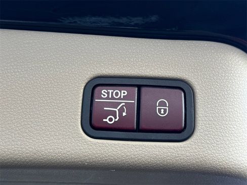 Used 2014 Mercedes-Benz ML 350 4MATIC image 15