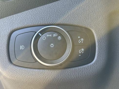 Used 2020 Ford Transit Connect XLT image 44