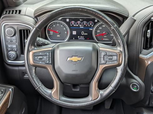 Used 2019 Chevrolet Silverado 1500 High Country AWD/4WD image 24