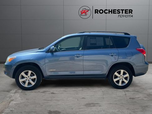 Used 2006 Toyota RAV4 Limited AWD/4WD image 2