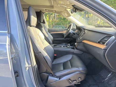 Used 2023 Volvo XC90 B6 Plus AWD/4WD image 26