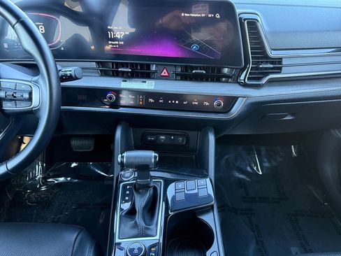 Certified 2023 Kia Sportage X-Line image 11
