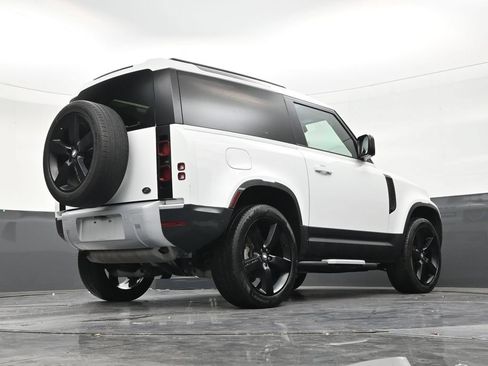 Used 2022 Land Rover Defender 90 AWD/4WD image 24