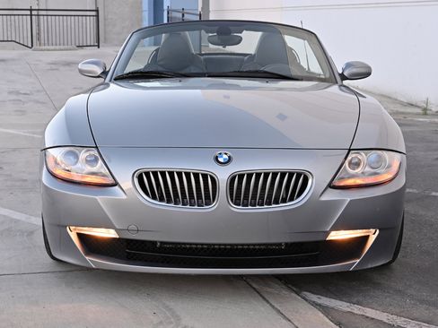 Used 2006 BMW Z4 3.0si RWD image 16