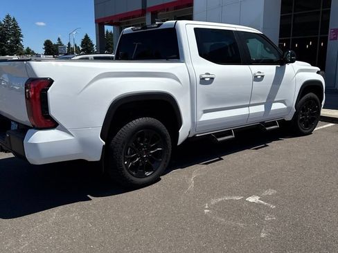 Used 2025 Toyota Tundra Limited w/ TRD Off-Road Package AWD/4WD image 6