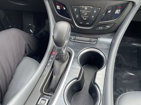 Certified 2019 Buick Envision Essence image 25