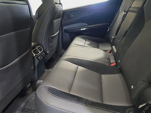 Used 2023 Lexus RX 500h F Sport image 17