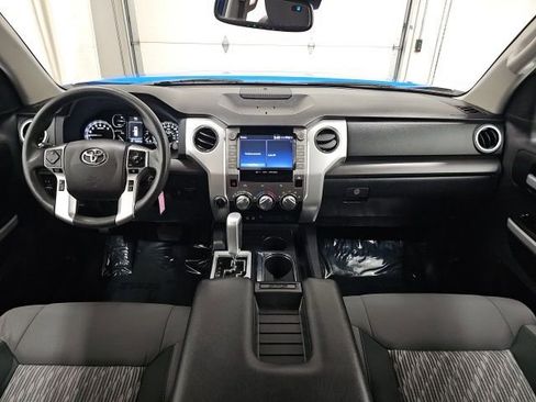Used 2021 Toyota Tundra SR5 w/ SR5 Upgrade Package AWD/4WD image 30