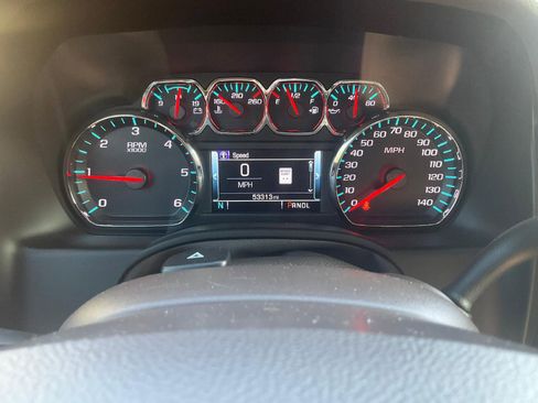 Used 2019 Chevrolet Suburban Premier image 16