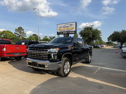 Used 2021 Chevrolet Silverado 2500 LTZ w/ LTZ Convenience Package AWD/4WD image 43