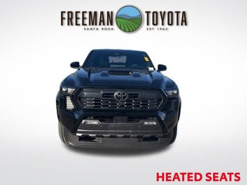 Used 2025 Toyota Tacoma SR image 2