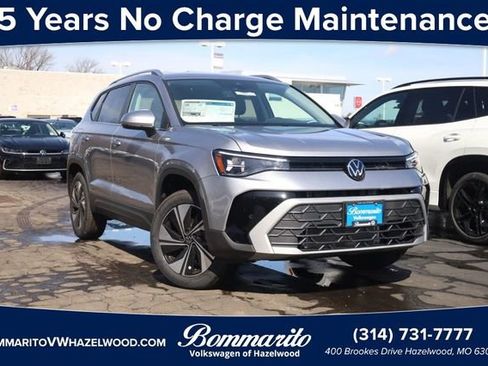 New 2026 Volkswagen Taos SE image 1