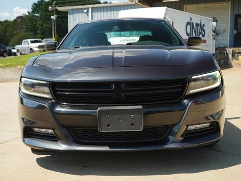 Used 2017 Dodge Charger R/T w/ Blacktop Package RWD image 16