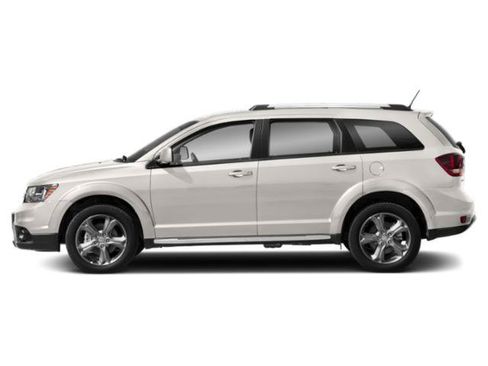 Used 2018 Dodge Journey Crossroad w/ Driver Convenience Group FWD image 3
