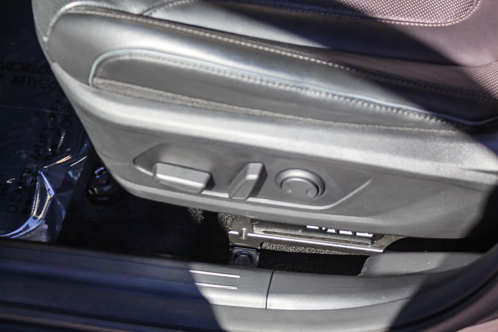 Certified 2023 Hyundai Tucson Limited AWD/4WD image 27