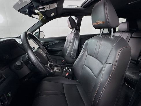 Certified 2023 Honda Passport TrailSport image 32