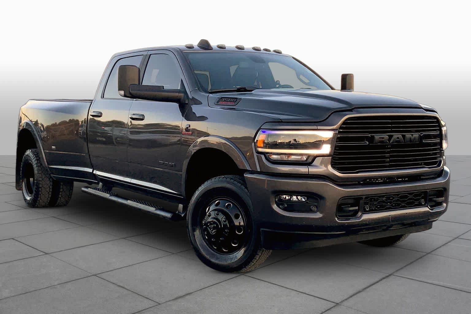 Used 2022 RAM 3500 Laramie w/ Night Edition AWD/4WD image 3