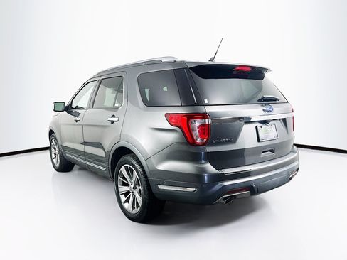 Used 2018 Ford Explorer Limited w/ Equipment Group 301A FWD image 5