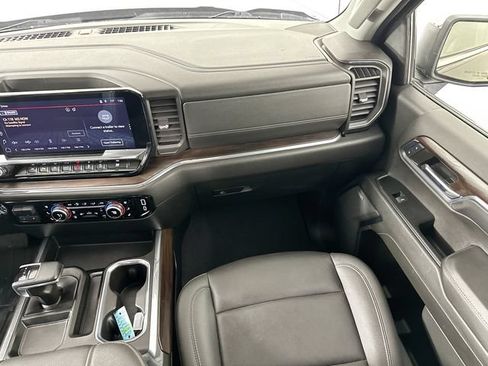 Used 2024 GMC Sierra 1500 SLT w/ SLT Premium Plus Package AWD/4WD image 31