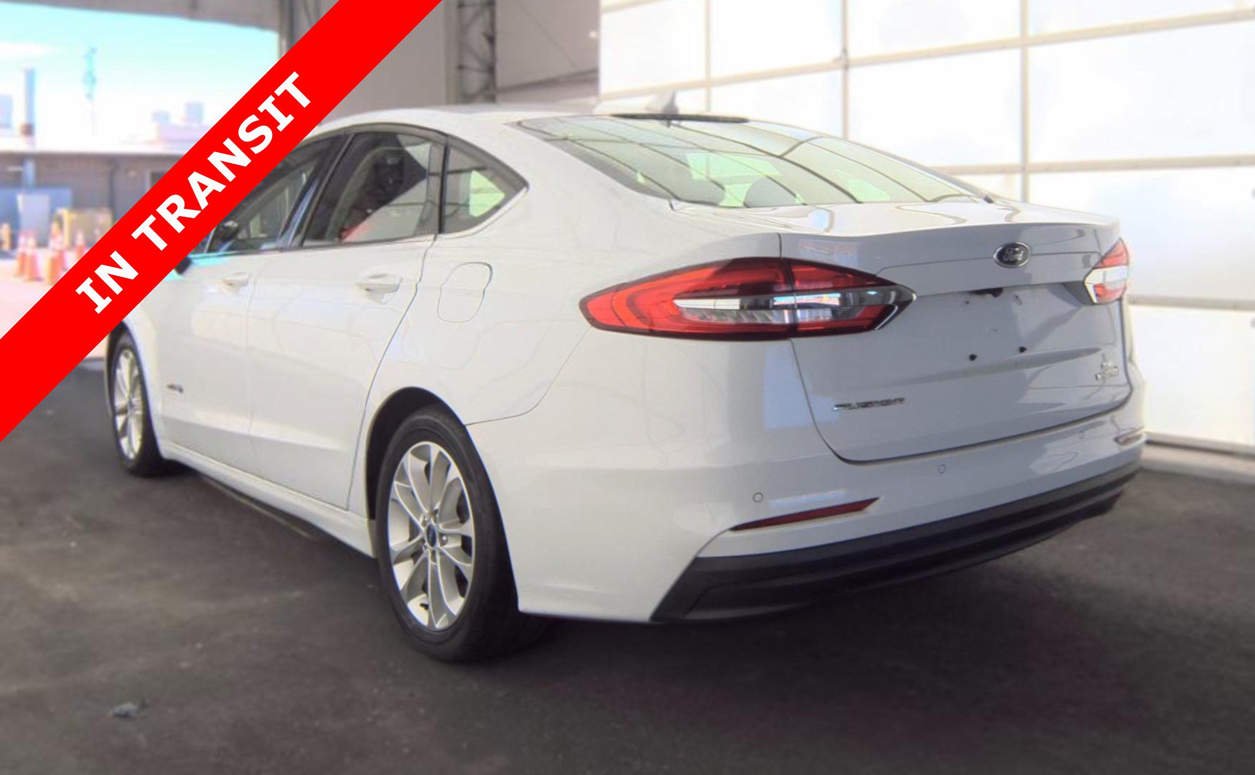 Used 2019 Ford Fusion SE FWD image 5