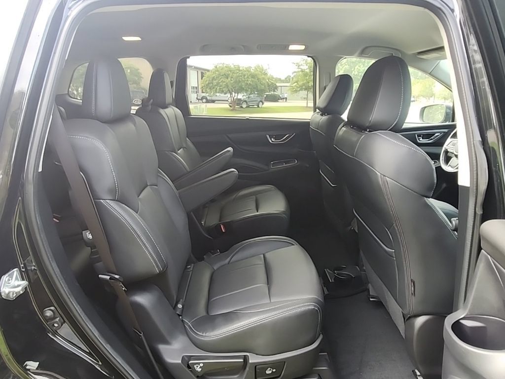 Used 2023 Subaru Ascent Limited AWD/4WD image 36