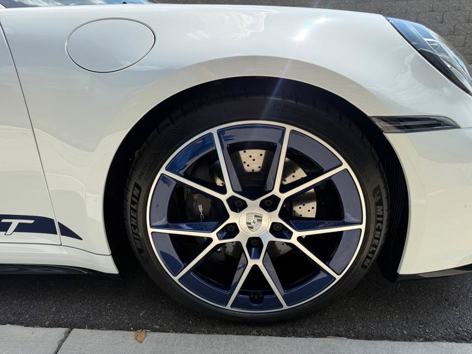 Certified 2026 Porsche 911 Carrera T RWD image 11