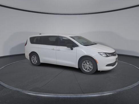 New 2026 Chrysler Voyager LX image 2