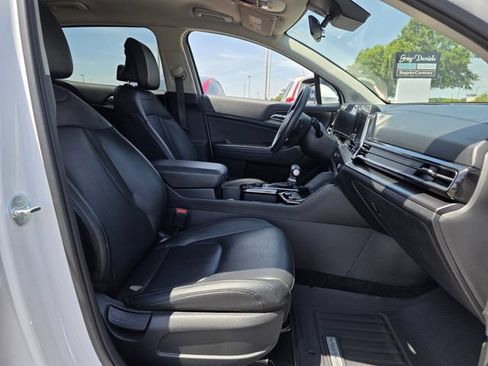 Used 2024 Kia Sportage EX FWD image 28