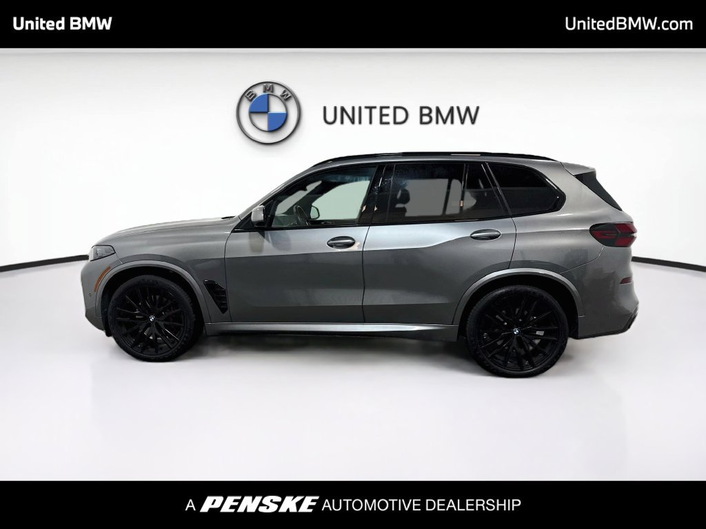 Used 2024 BMW X5 xDrive40i w/ M Sport Package AWD/4WD image 8