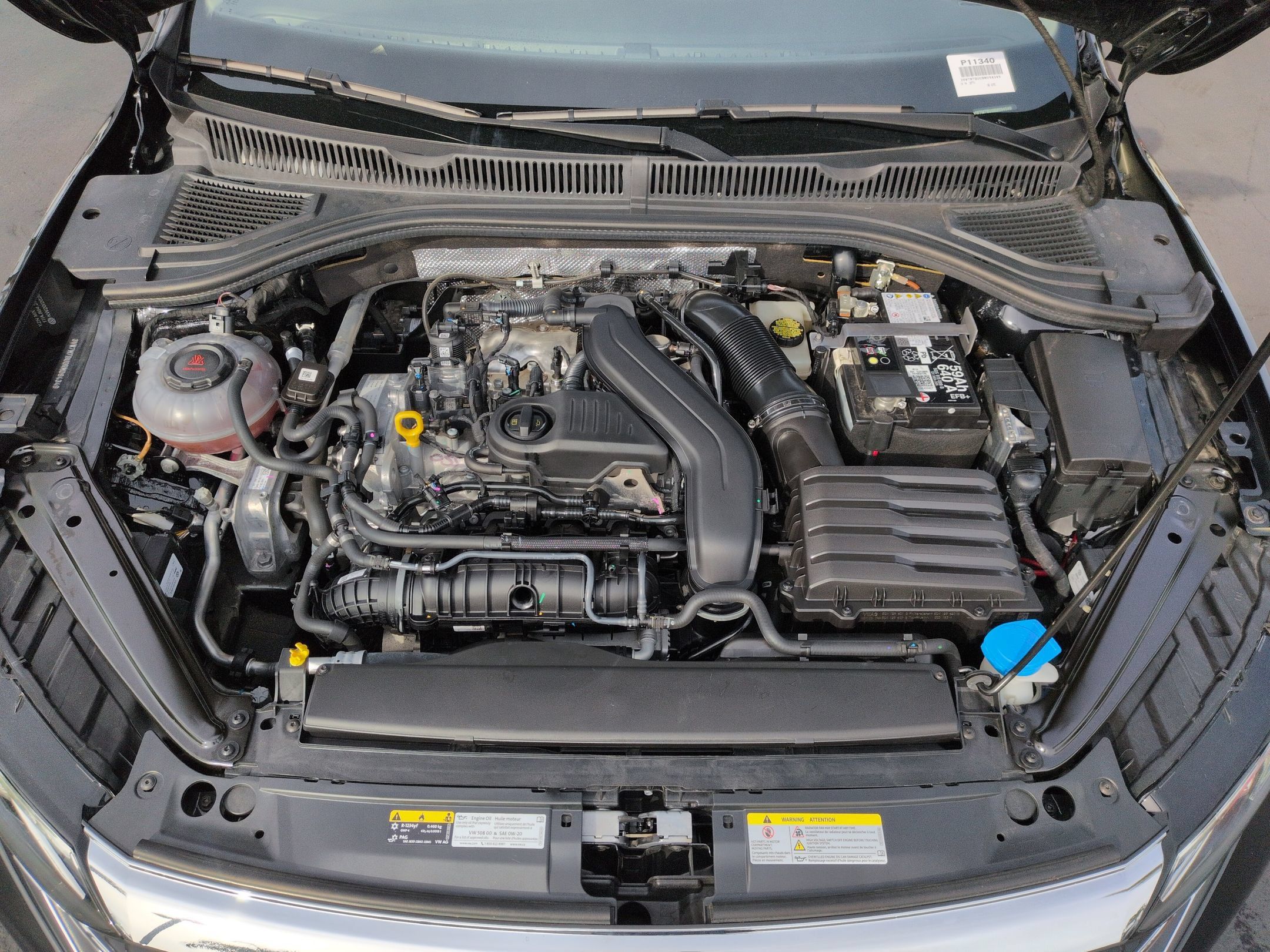 Used 2024 Volkswagen Jetta SE FWD image 32
