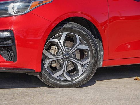 Used 2019 Kia Forte LXS image 2