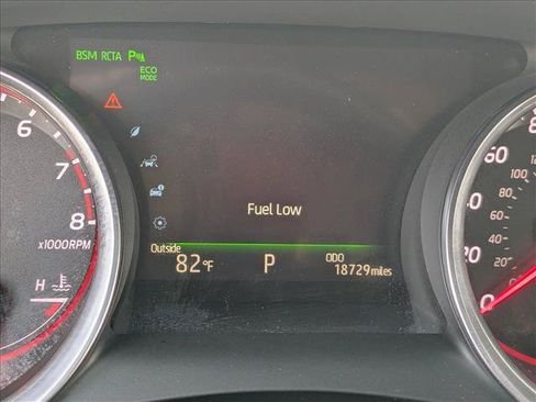 Used 2018 Toyota Camry XSE FWD image 11